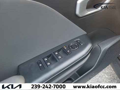 Certified 2025 Kia K4 FWD image 22