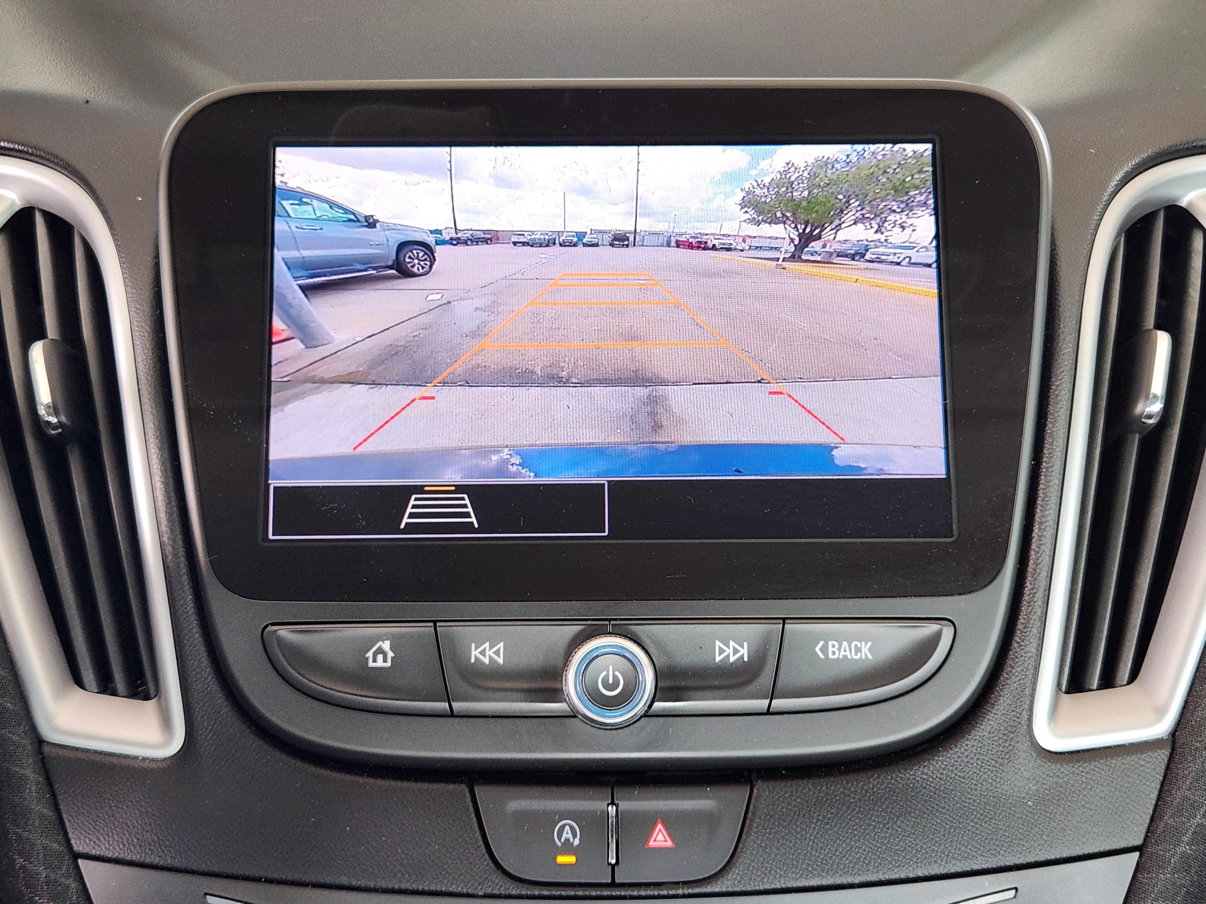 Certified 2025 Chevrolet Malibu LT FWD image 18