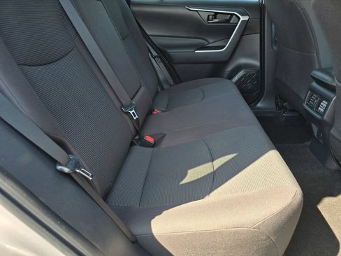 Certified 2023 Toyota RAV4 LE AWD/4WD image 23