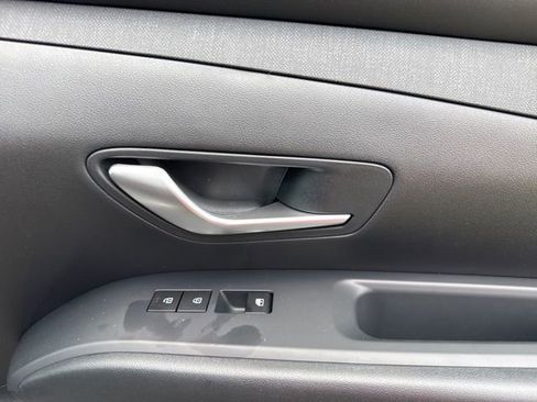 Certified 2025 Hyundai Tucson SEL image 37