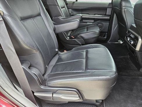 Used 2020 Ford Expedition XLT w/ Equipment Group 202A RWD image 18