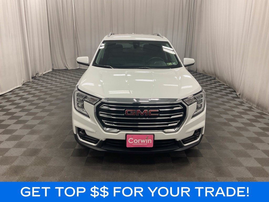 Used 2024 GMC Terrain SLT AWD/4WD image 3