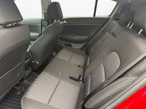 Used 2021 Kia Sportage LX AWD/4WD image 16