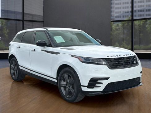Used 2025 Land Rover Range Rover Velar Dynamic SE image 10