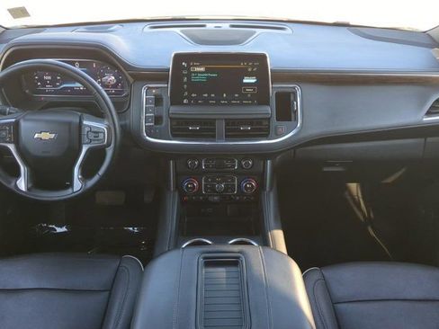 Used 2024 Chevrolet Suburban Premier image 14