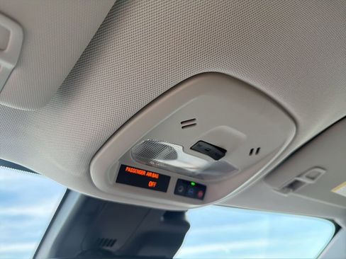 New 2026 Chevrolet Trax LT FWD image 27