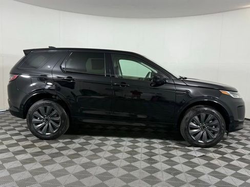 Certified 2025 Land Rover Discovery Sport S image 5