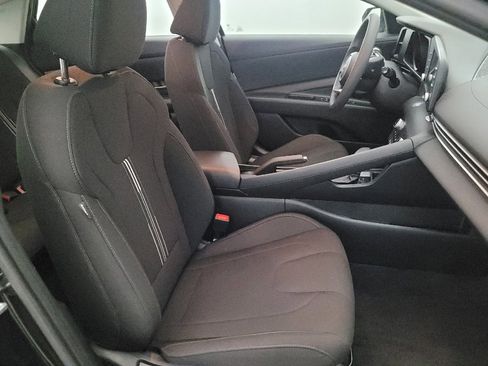 Used 2023 Hyundai Elantra SEL w/ Cargo Package image 21