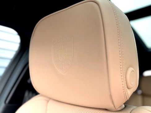 New 2026 Porsche Macan image 33