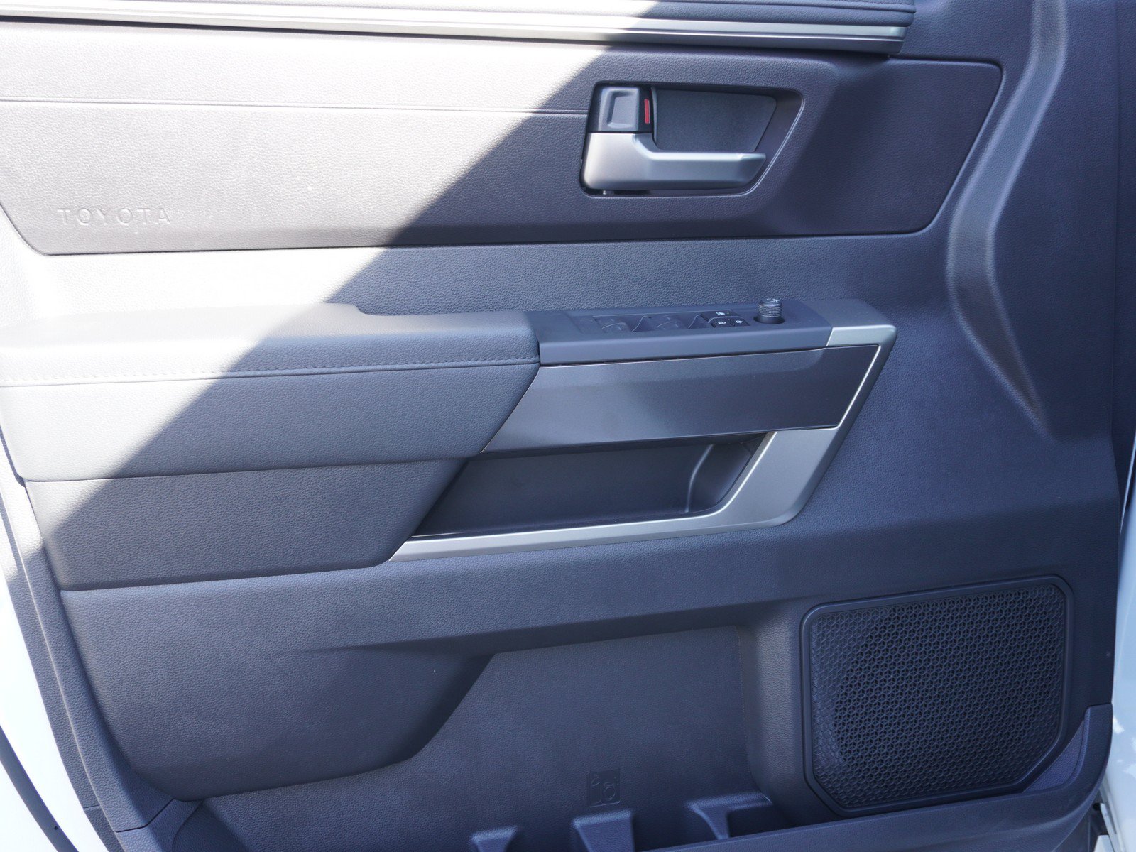 New 2026 Toyota Tundra SR5 AWD/4WD image 18