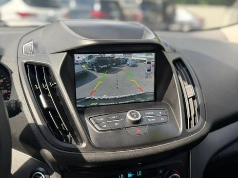 Used 2019 Ford Escape SEL AWD/4WD image 24