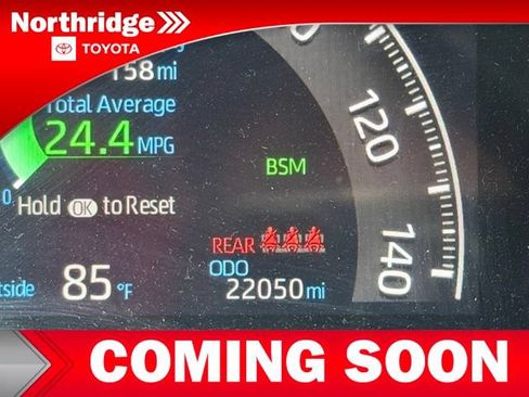 Used 2023 Toyota RAV4 XLE Premium FWD image 10