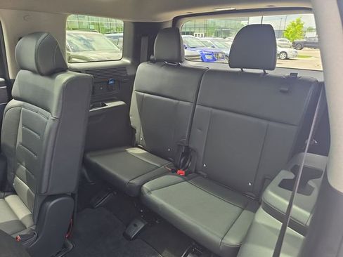 Used 2025 Hyundai Santa Fe Limited FWD image 23