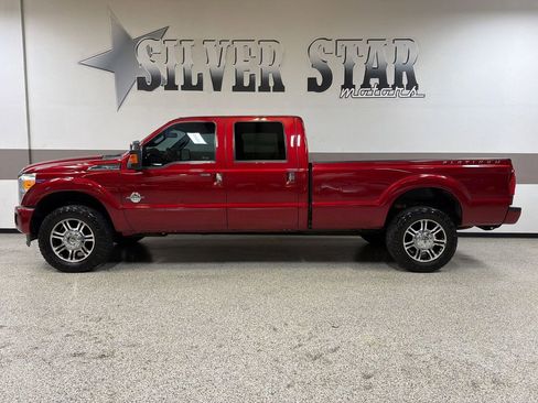 Used 2016 Ford F350 Platinum w/ FX4 Off-Road Package AWD/4WD image 1