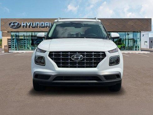 New 2025 Hyundai Venue SEL image 12