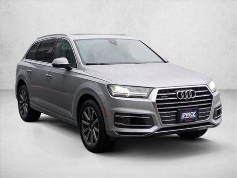 Used 2018 Audi Q7 3.0T Premium Plus image 3