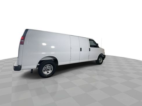 New 2025 GMC Savana 3500 Extended w/ Driver Convenience Package image 8