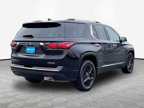 Used 2023 Chevrolet Traverse Premier image 6