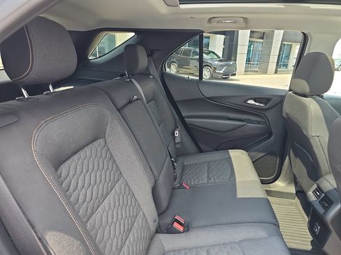 Used 2019 Chevrolet Equinox LT FWD image 30