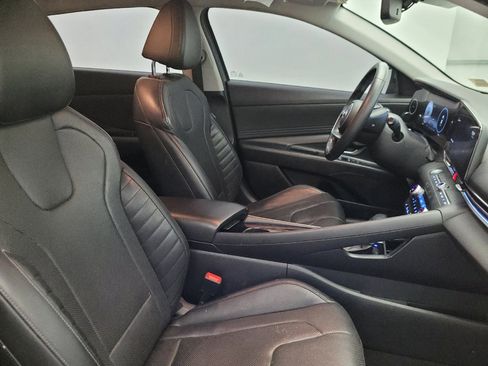 Used 2022 Hyundai Elantra Limited FWD image 21
