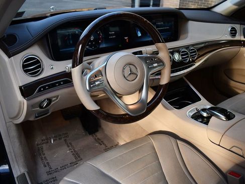 Used 2018 Mercedes-Benz S 560 4MATIC Sedan image 26