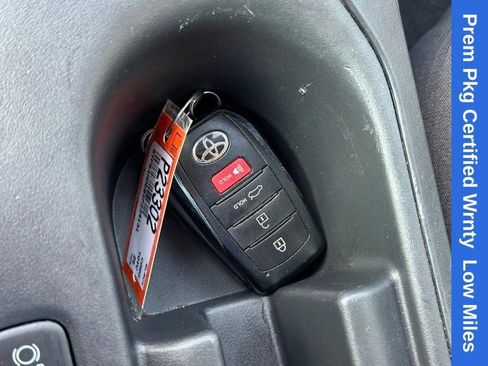 Used 2025 Toyota Corolla LE w/ LE Premium Package FWD image 30