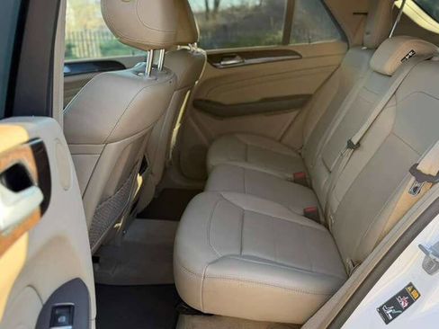 Used 2014 Mercedes-Benz ML 350 ML 350 4MATIC AWD 4dr SUV image 26