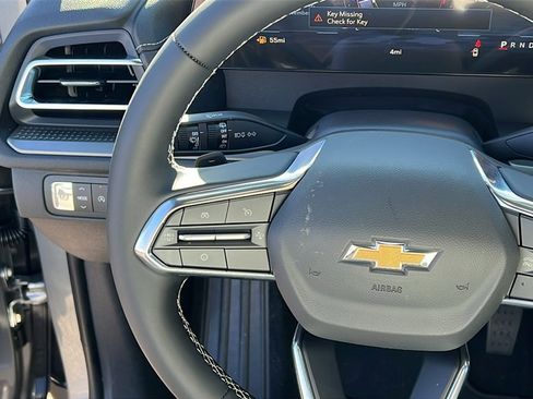 New 2026 Chevrolet Traverse LT w/ Sun and Wheel Package image 23