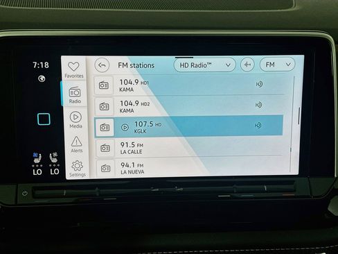 Used 2025 Volkswagen Atlas SE AWD/4WD image 21