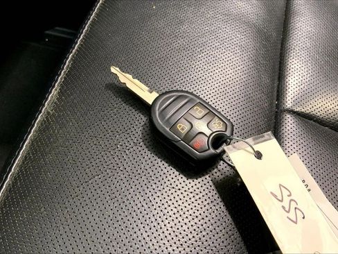 Used 2015 Ford Expedition EL XLT w/ Equipment Group 202A RWD image 19