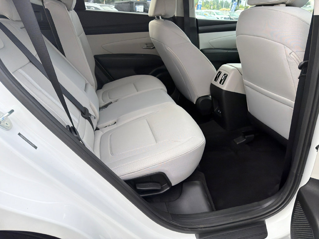 Used 2025 Hyundai Tucson SEL FWD image 15