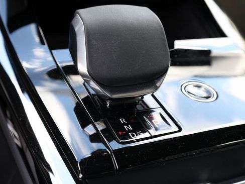 Used 2024 Land Rover Range Rover Sport Dynamic SE image 28