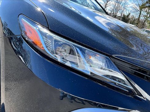 Used 2022 Toyota Camry LE image 27