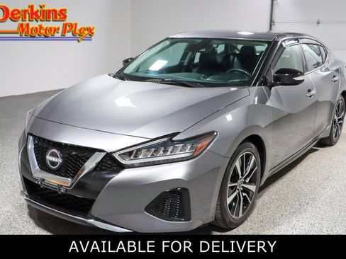 Used 2023 Nissan Maxima SV w/ Floor Mat Group image 1