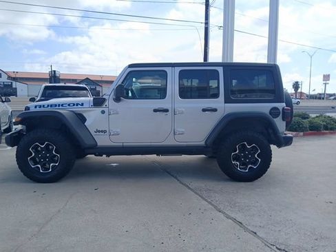 Used 2023 Jeep Wrangler Unlimited Rubicon 4xe AWD/4WD image 6