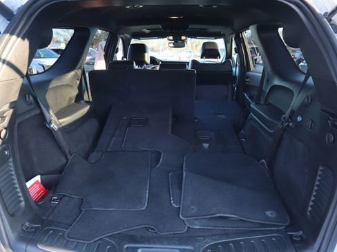 Used 2025 Dodge Durango GT image 28