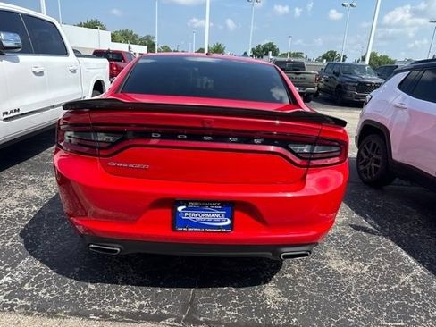 Used 2022 Dodge Charger SXT RWD image 5