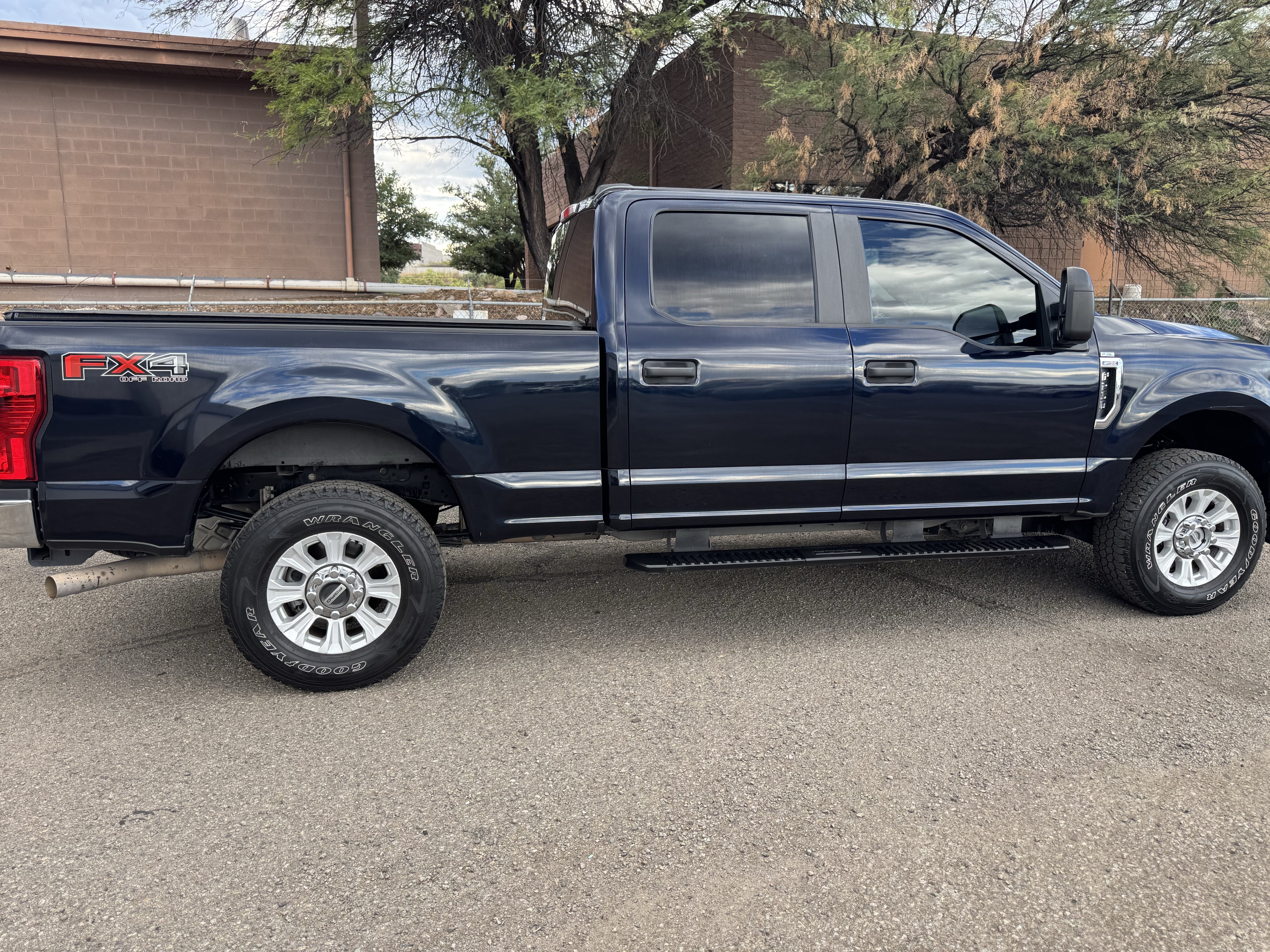 Used 2021 Ford F250 XL w/ STX Appearance Package AWD/4WD image 8
