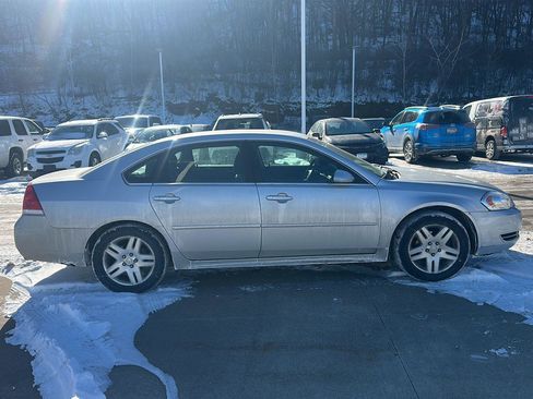 Used 2015 Chevrolet Impala LT image 4