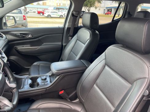 Used 2023 GMC Acadia SLT image 8