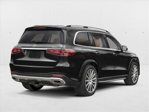 New 2025 Mercedes-Benz GLS 580 4MATIC image 2
