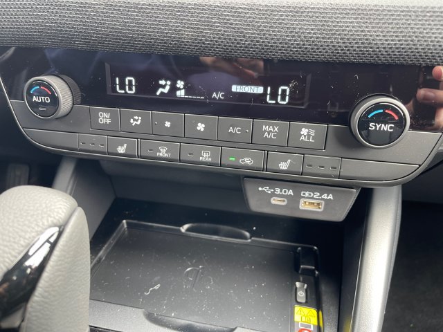 New 2026 Subaru Outback Limited AWD/4WD image 22