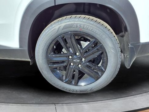 New 2026 Chevrolet Trax ACTIV w/ Driver Confidence Package FWD image 16
