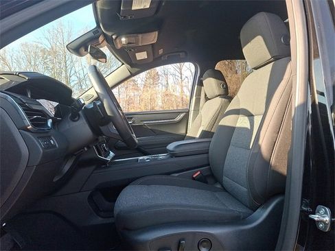 Certified 2025 GMC Acadia Elevation image 13