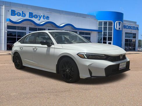 Used 2026 Honda Civic Sport image 3