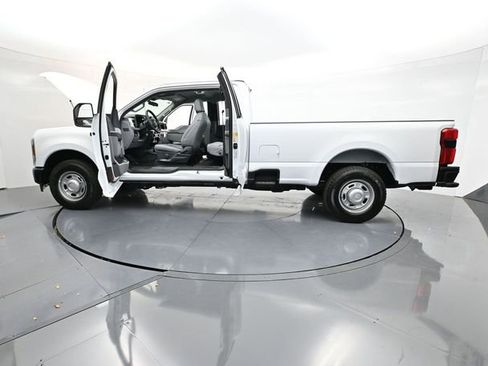 New 2026 Ford F350 XL w/ 360-Degree Camera Package RWD image 37
