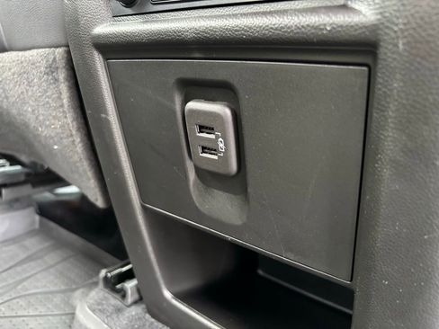 Used 2023 Chevrolet Traverse LT w/ LPO, Floor Liner Package image 18