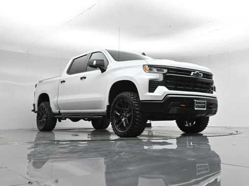 Used 2024 Chevrolet Silverado 1500 LT Trail Boss w/ LT Trail Boss Premium Package image 50