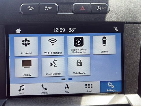 Used 2018 Ford F150 XLT w/ Equipment Group 302A Luxury AWD/4WD image 13