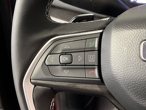 Used 2025 Jeep Grand Cherokee Limited image 16